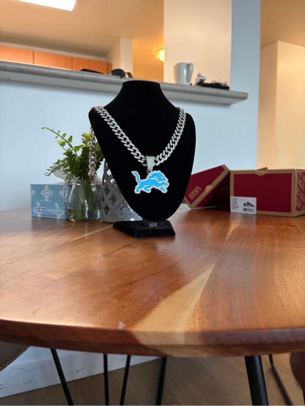 NFL Detroit Lions Silver tone Cuban Link Necklace with  Pendant